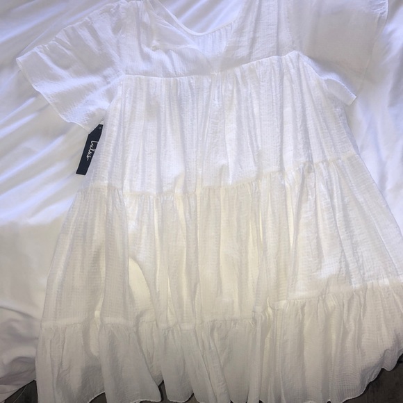 Lulu’s white mini dress. Never worn. Size small - Picture 2 of 2